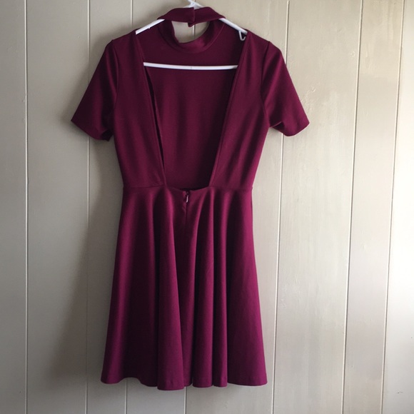 Burgundy Nasty Gal holiday dress - Picture 2 of 5